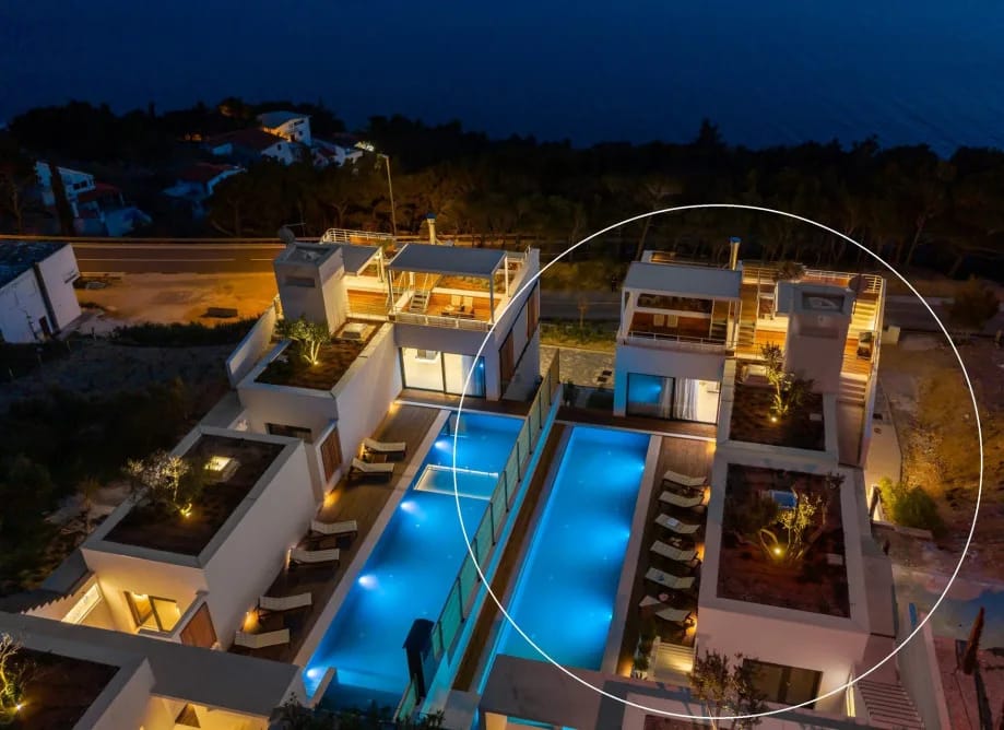 Wind Rose Wellness Villas en el pueblo de Marušići, en la Riviera de Omiš