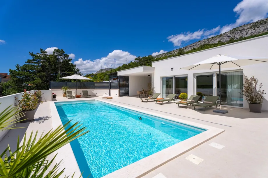 Villa Tenera with private heated pool and three bedrooms