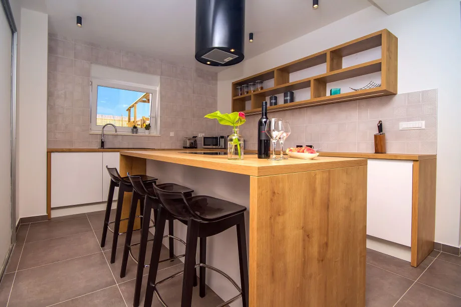 Cocina totalmente equipada con todo lo que pueda necesitar para una estancia cómoda