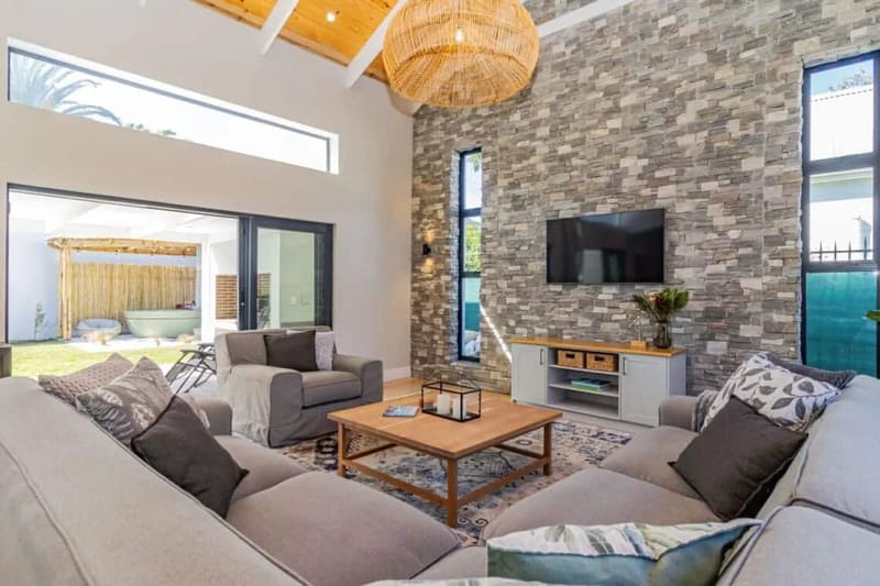Property gallery image
