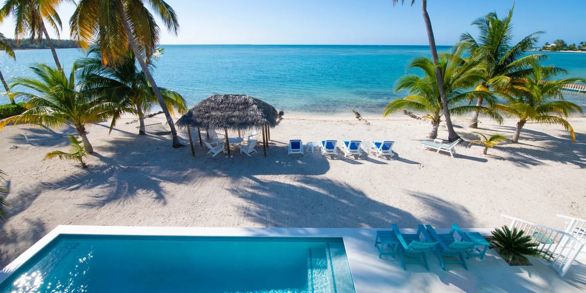 Playa y casa