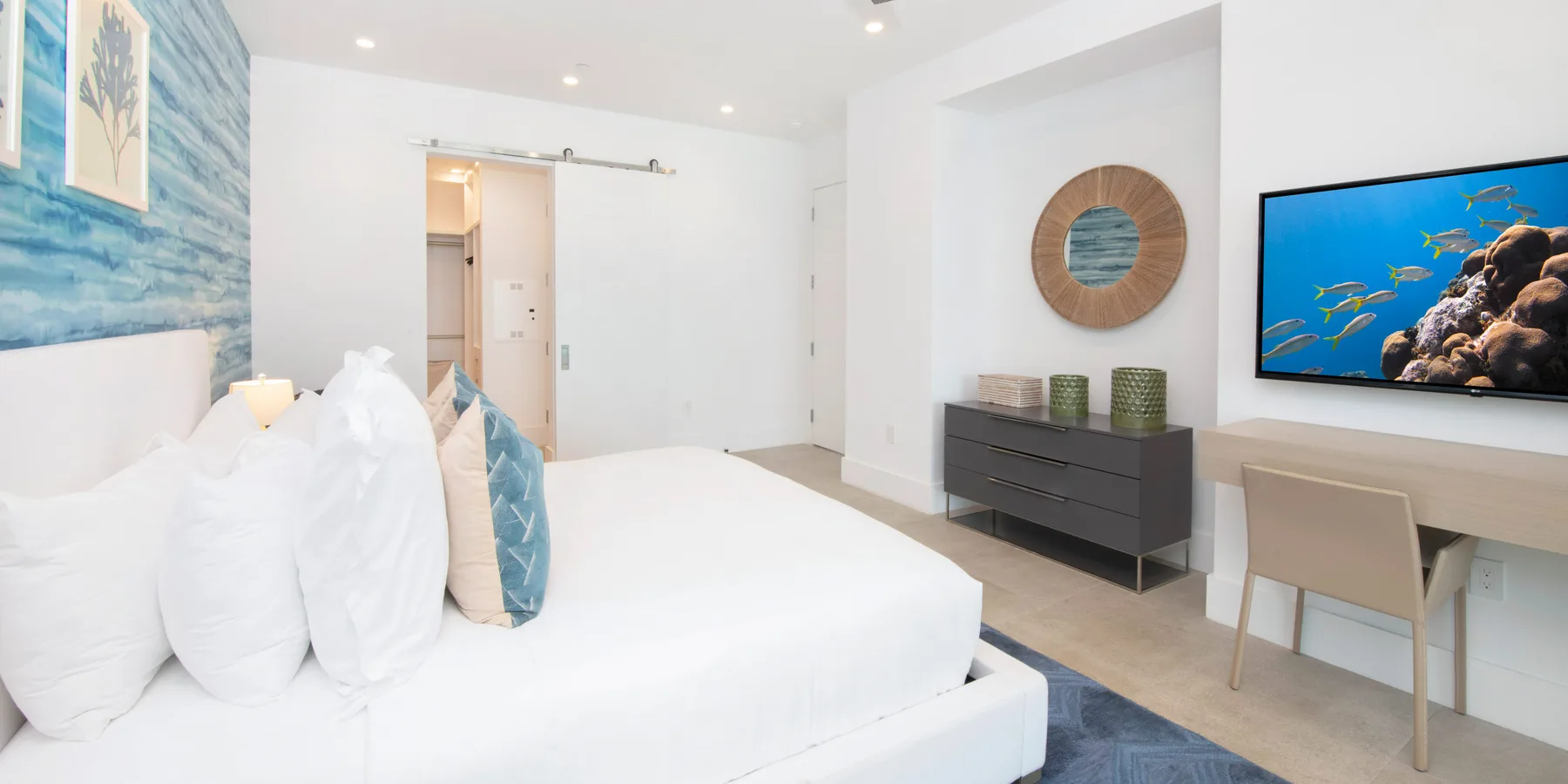 Primary suite