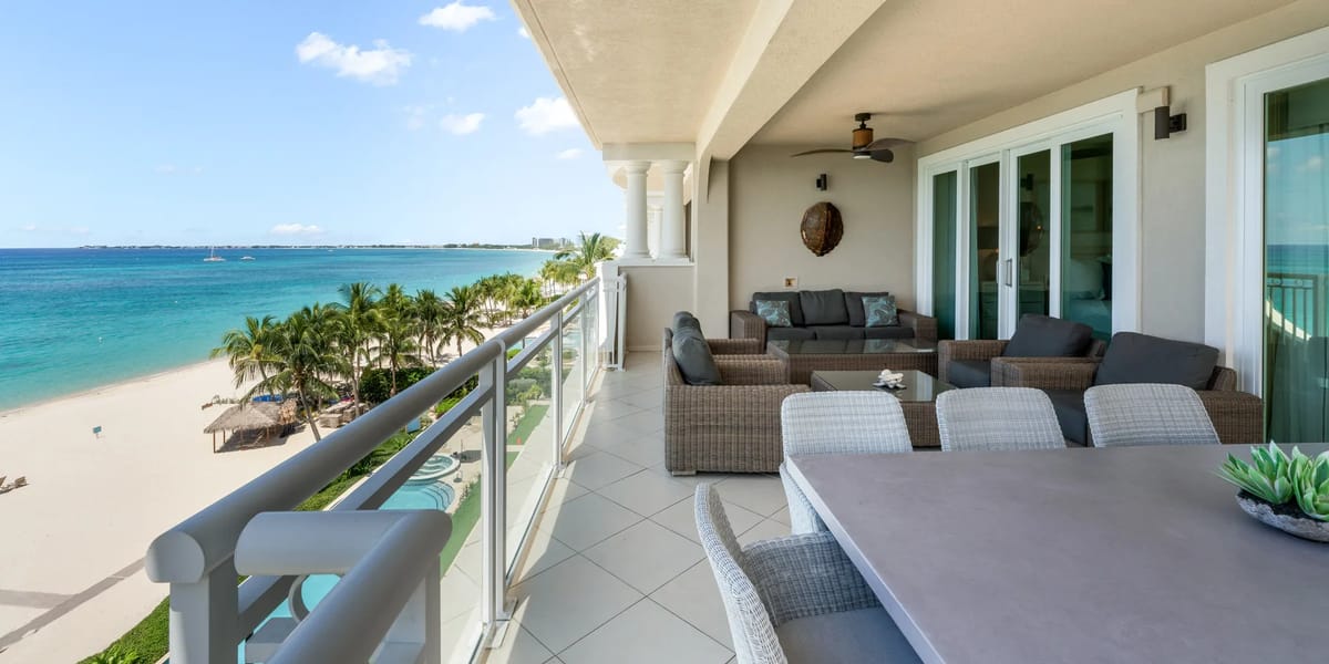 Beachcomber #24 balcony