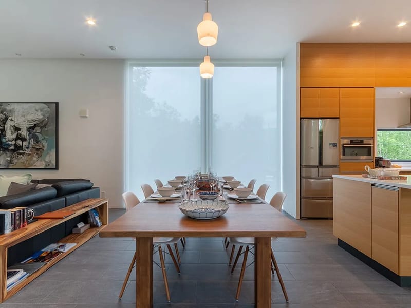 Yanagi House interior