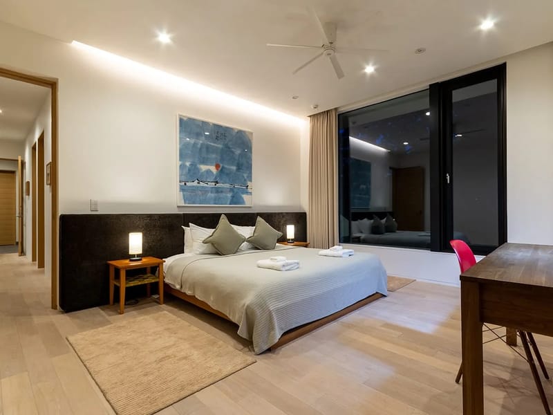 Yanagi House interior