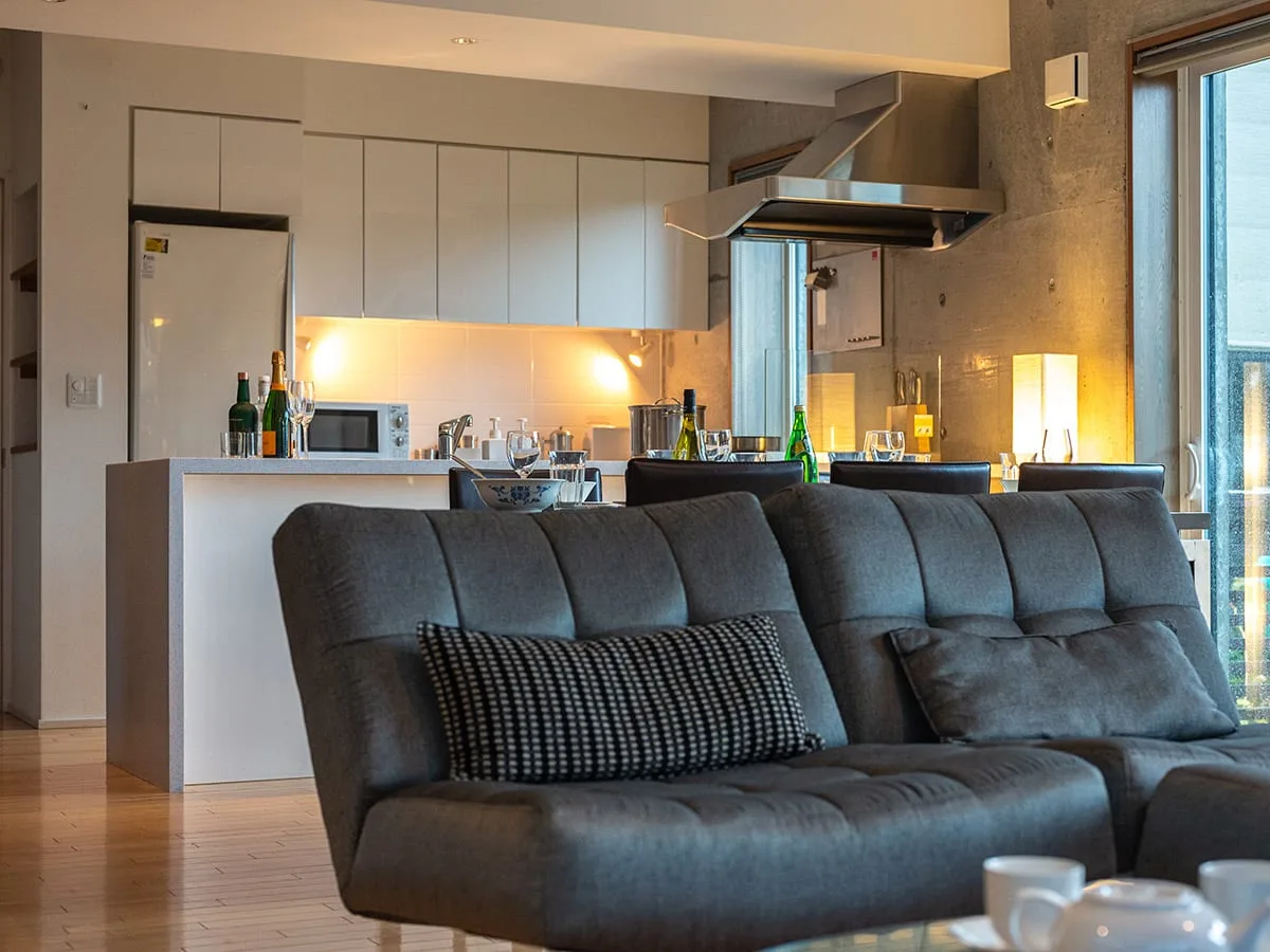 Sala de estar con chimenea