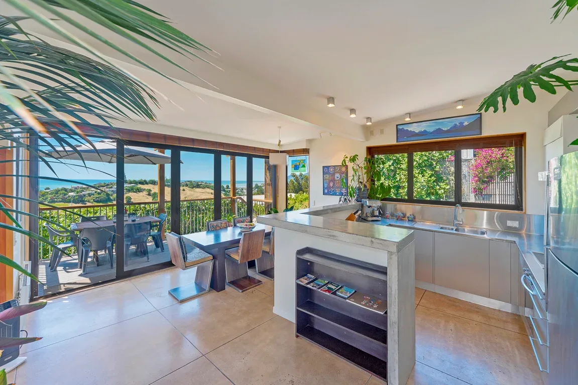 Nelson Eco Home