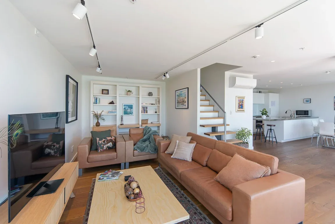 Penthouse 37