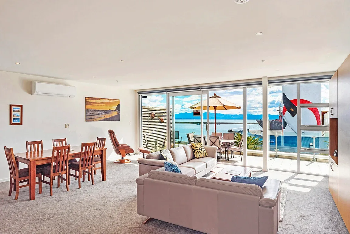 Sea Quest Apartment