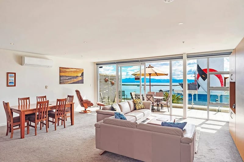 Sea Quest Apartment