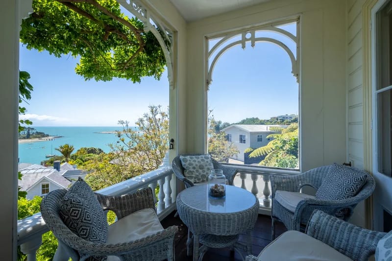 Puna Perch @ Te Whare Rangi