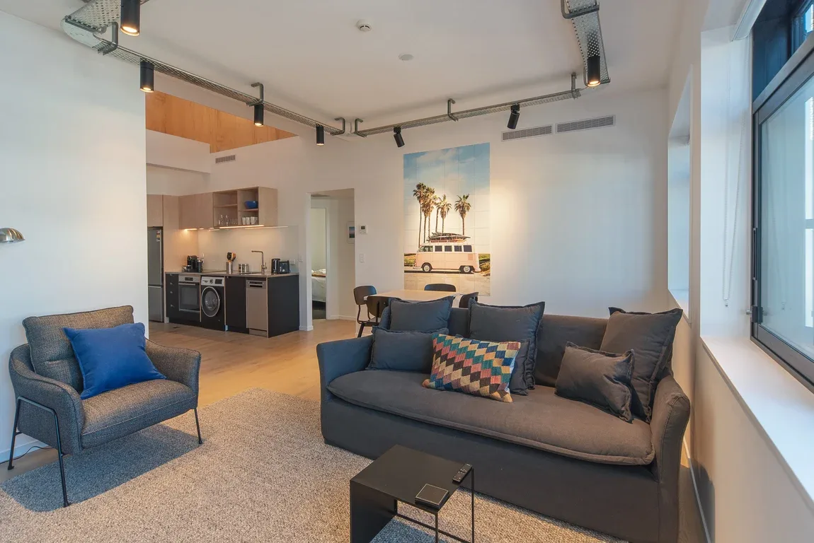 Inner City Apartment 4 with Rooftop Balcony