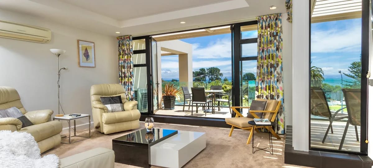 Silver Sands Apartment