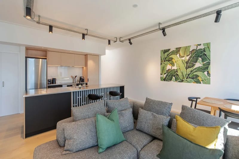 Inner City Apartment 2 with Car Park + Rooftop Balcony