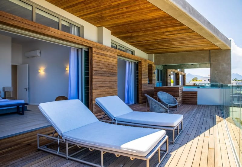 Apartment in Black River - Manta Cove - Penthouse by Horizon Holidays