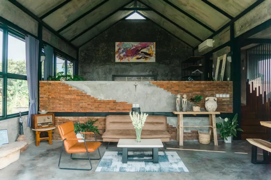 Photo 2 - EJ House