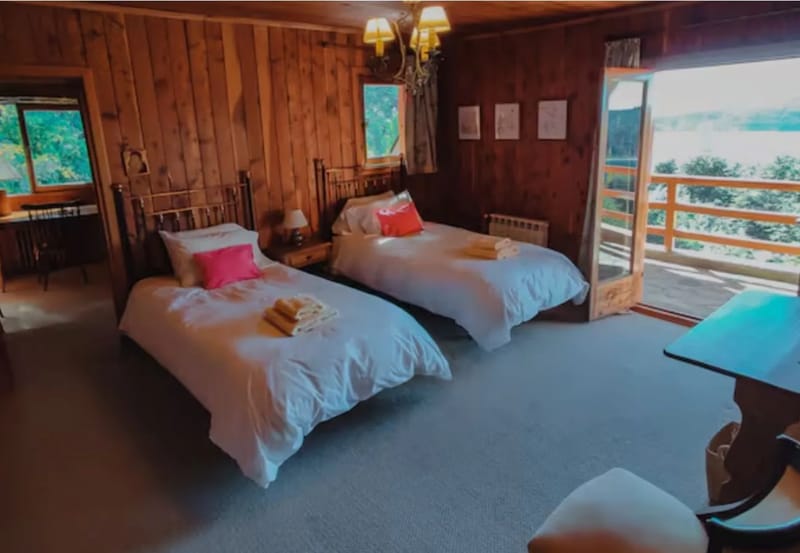 Casa en San Carlos de Bariloche - Hermosa casa en Llao Llao Bariloche para 12 huéspedes