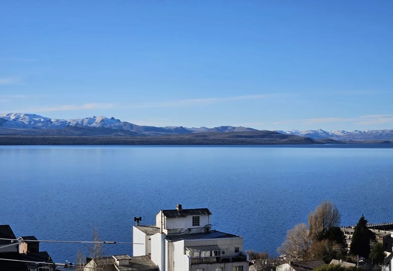 Monoambiente en San Carlos de Bariloche - Departamento Suizo I con espectacular vista al lago Nahuel Huapi