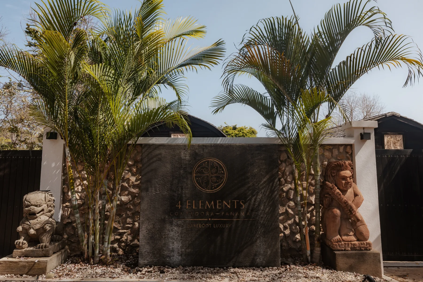 AIR - Upper Flat by 4 Elements - Contadora Island