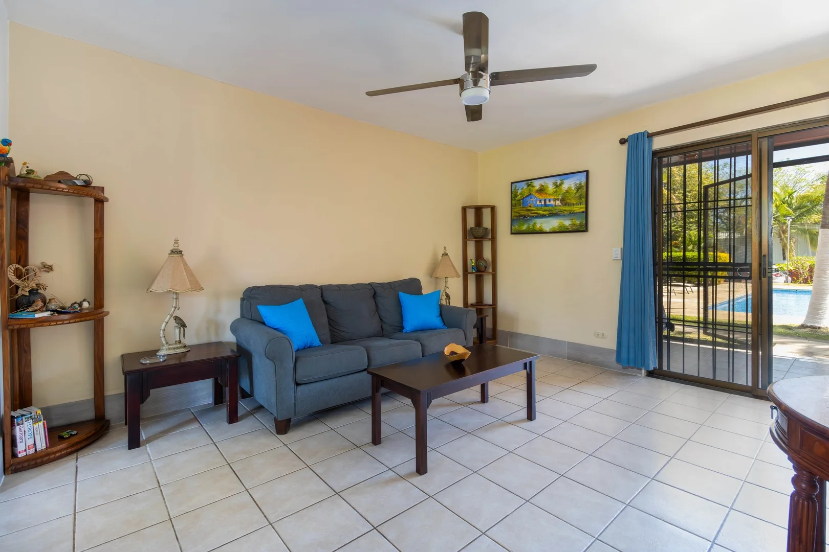 Las Palmas Condo: Pool & Beach - 2 Bedroom 2 Bath