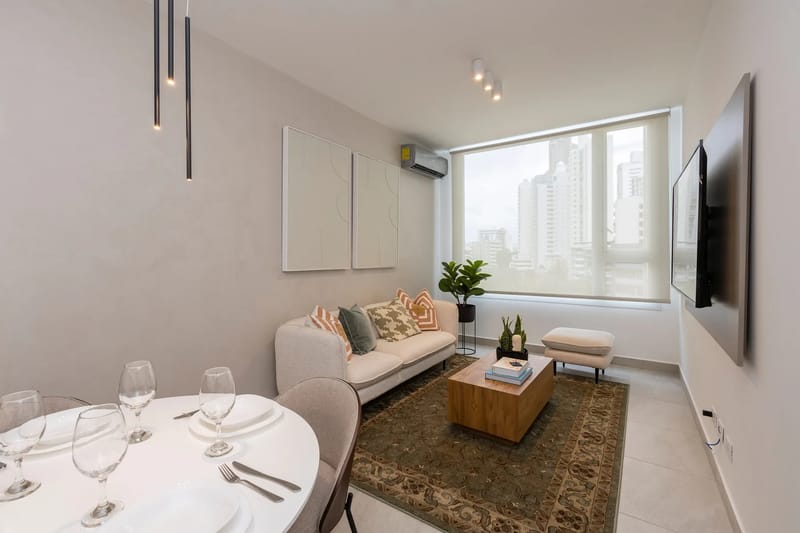 The Chic Condo by AcoModo +45 days minimum