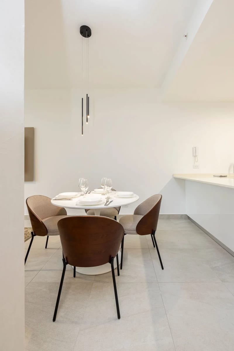 The Chic Condo by AcoModo +45 days minimum