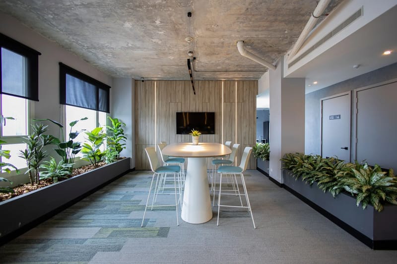 The Chic Condo by AcoModo +45 days minimum