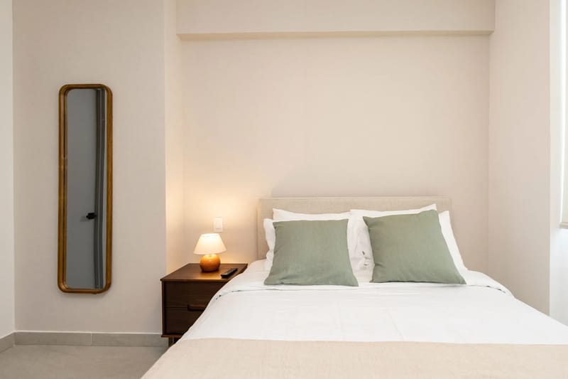 The Chic Condo by AcoModo +45 days minimum