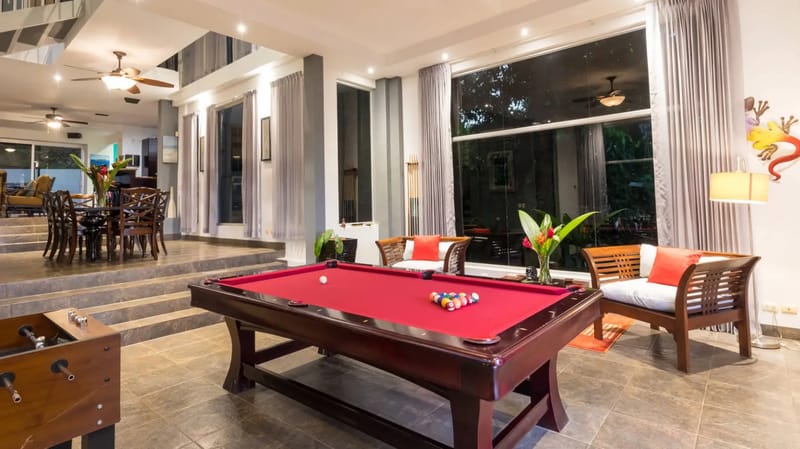 MA-10 — Sunset View Villa in Manuel Antonio with Private Guest House & Pool