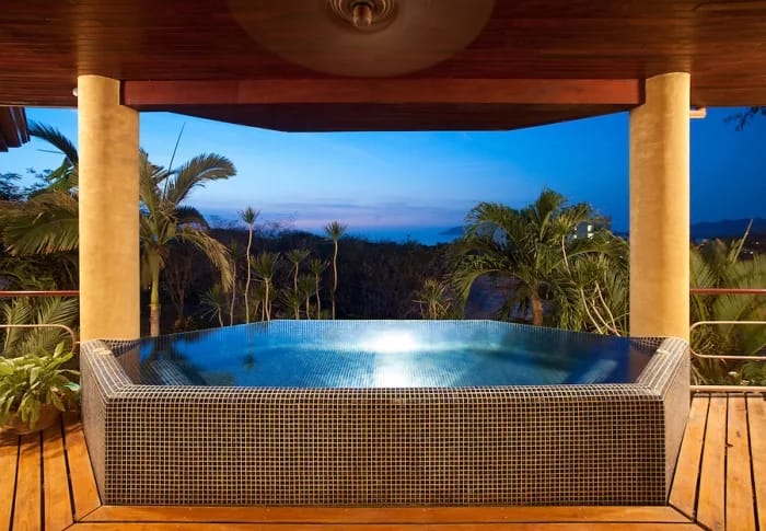 TA-06 — Tamarindo Vacation Villa