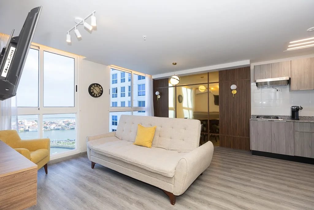 The Metropolitan View Condo - Oceant Front