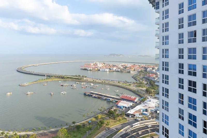The Metropolitan View Condo - Oceant Front