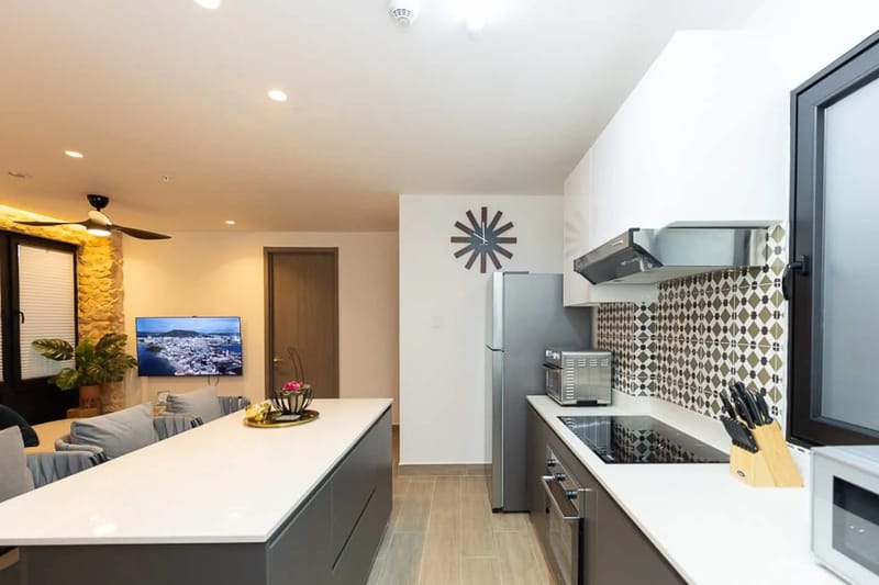 The Elegant Condo by AcoModo @Casco Viejo