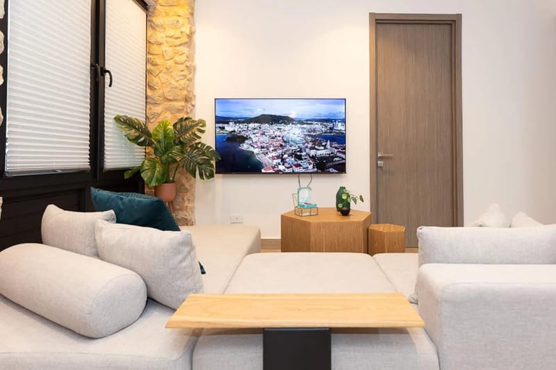 The Elegant Condo by AcoModo @Casco Viejo