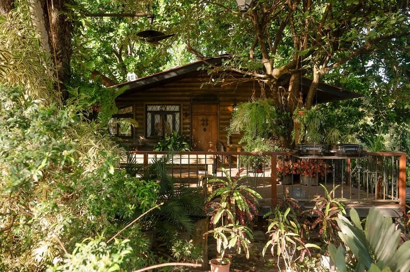 Abuela Totas Cabin #3 by AcoModo