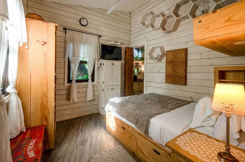Abuela Totas Cabin #3 by AcoModo