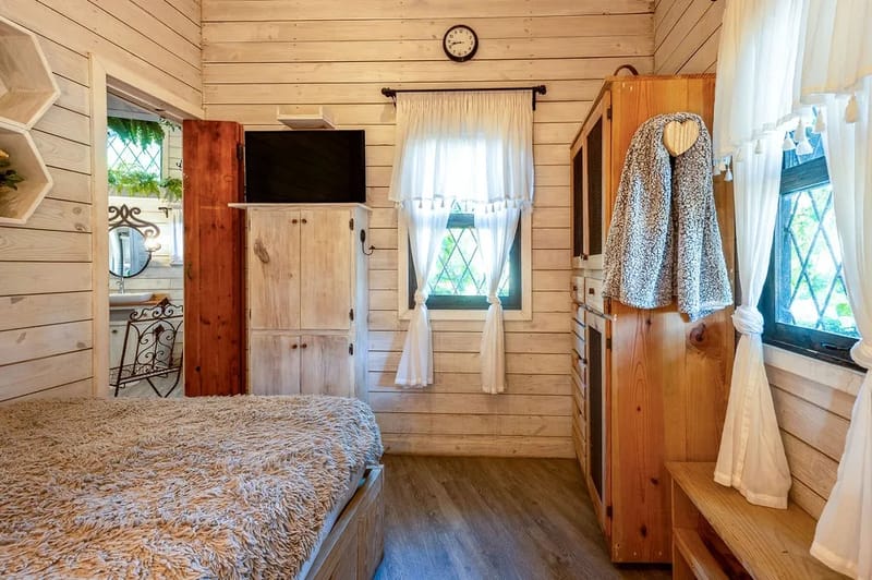 Abuela Totas Cabin #3 by AcoModo
