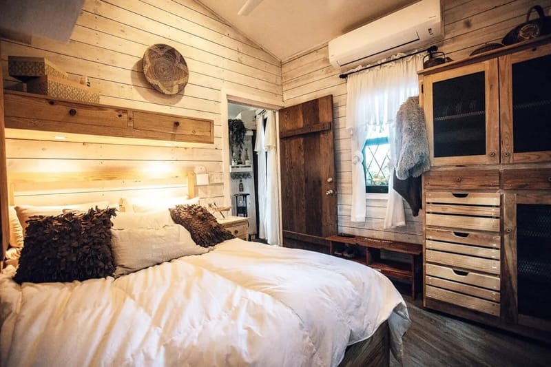 Abuela Totas Cabin #3 by AcoModo