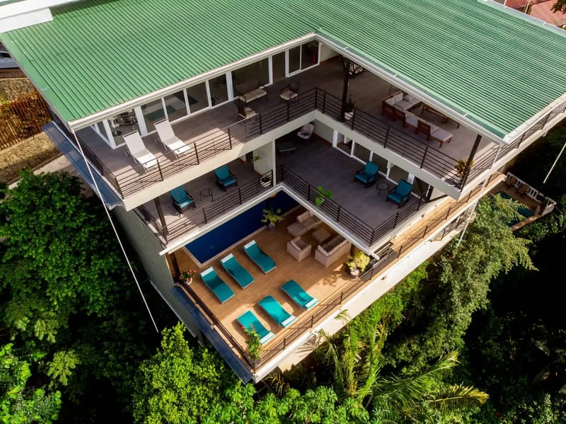 MA-25 — Ocean View Family Villa