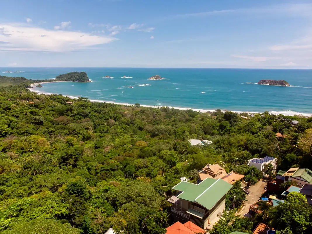 MA-25 — Ocean View Family Villa