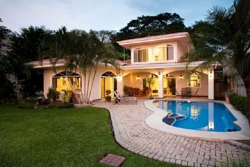 FL-41 — Playa Potrero Beachfront Home With Pool