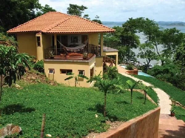 NISS-13 — Ocean View Villa