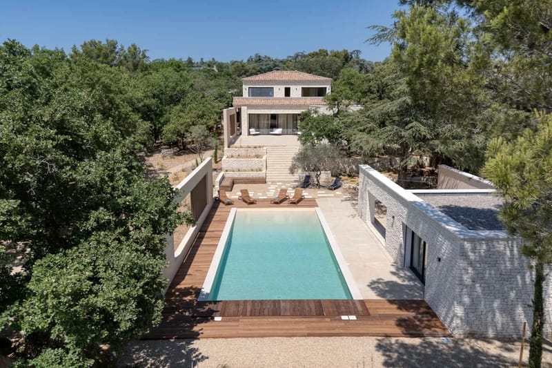 Villa y piscina climatizada