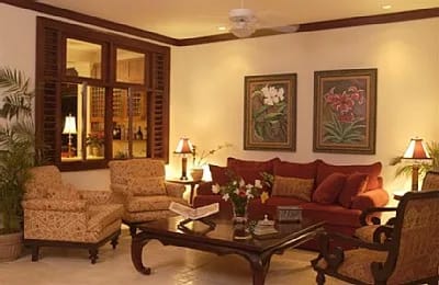OR-01 — Ocho Rios Beachfront Villa