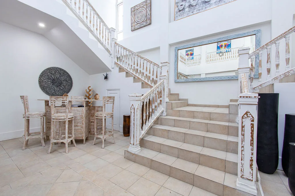Casa del Mar by AcoModo (Ocean-Front Bocas Villa)