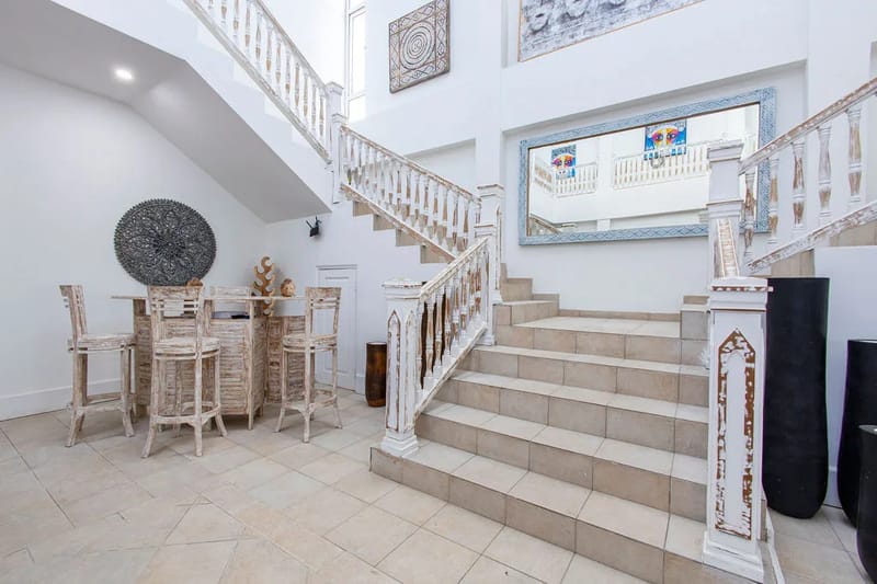 Casa del Mar by AcoModo (Ocean-Front Bocas Villa)