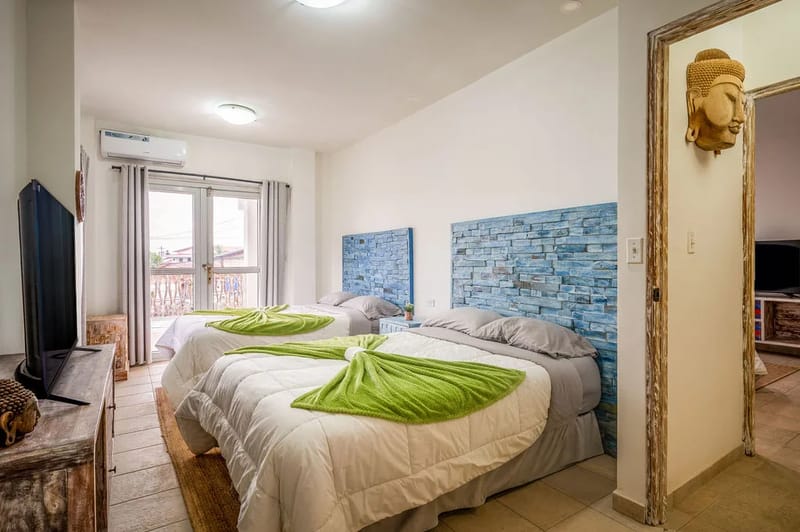 Casa del Mar by AcoModo (Ocean-Front Bocas Villa)