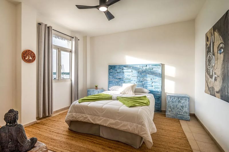Casa del Mar by AcoModo (Ocean-Front Bocas Villa)