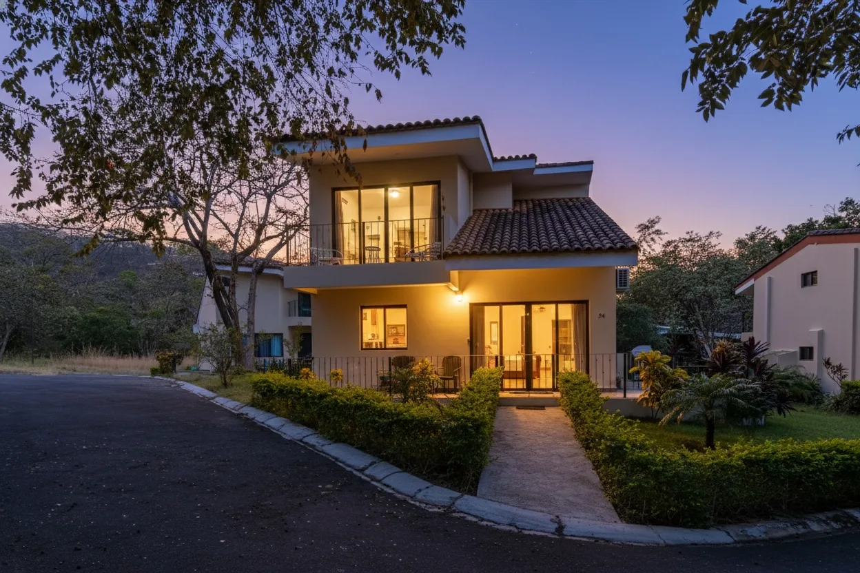 Private Villa Steps to Ocotal Snorkeling Beach