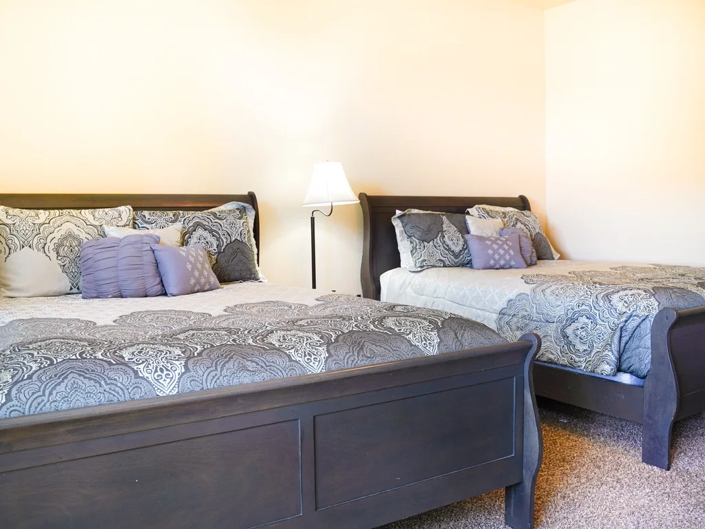 Above Par — property gallery